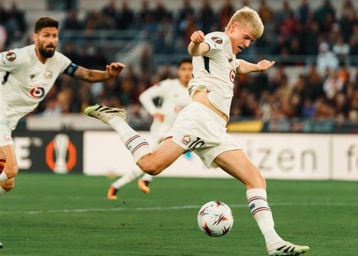 Roma Tersungkur di Penalti, Celtic Dihentikan VAR, Aston Villa & Crystal Palace Tampil Fantastis