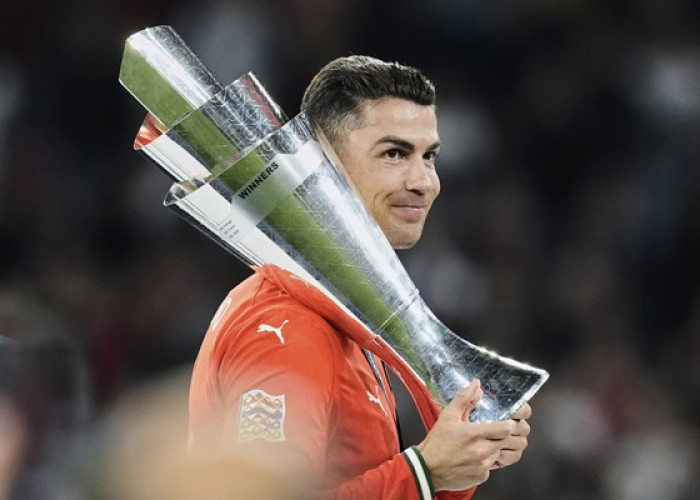 Cristiano Ronaldo Menangis Bahagia! Portugal Juara Nations League, Gol ke-138 Jadi Penentu