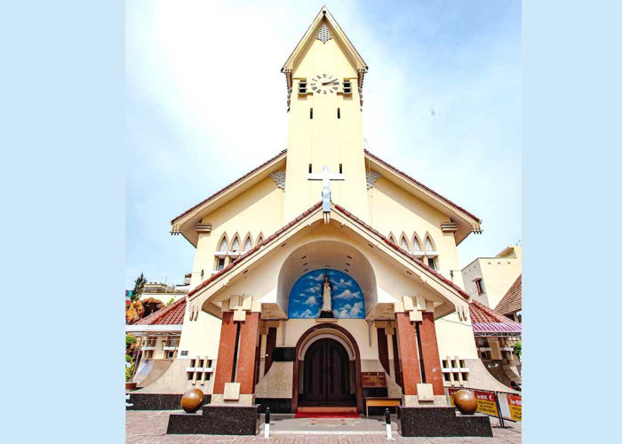 RIBUAN JEMAAT TUMPAH RUAH: 5 Gereja di Medan yang Akan Paling Ramai Saat Ibadah Malam Natal