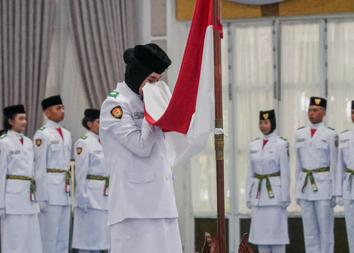 Resmi Dikukuhkan Bobby Nasution, 74 Paskibraka Sumut Siap Bertugas di HUT ke-81 RI
