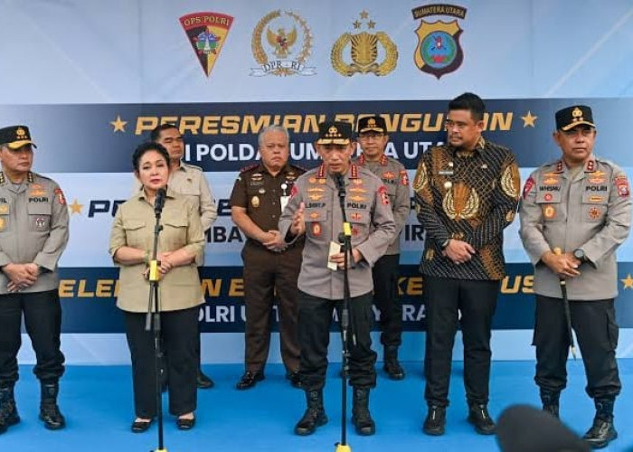 Bobby Nasution Dampingi Kapolri Lepas Ratusan Bantuan untuk Bencana Sumatera