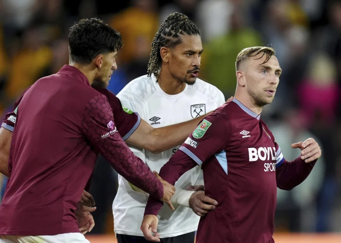 Jarrod Bowen Minta Maaf Usai Coba Konfrontasi Fans, West Ham Tersingkir Dramatis di Piala Liga Inggris