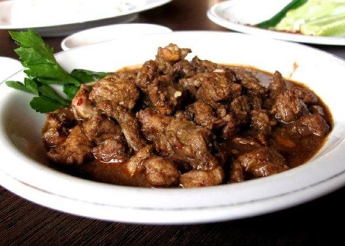 Saksang, Masakan Khas Batak Paling Ekstrem tapi Melegenda!