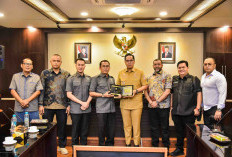 Rico Waas dan DPRD Medan Bahas Banjir, Sampah, Transportasi, hingga PBG