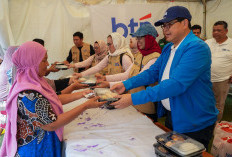 Srikandi BTN Turun Langsung Salurkan Bantuan Bagi Para Ibu dan Anak Korban Bencana di Aceh Tamiang