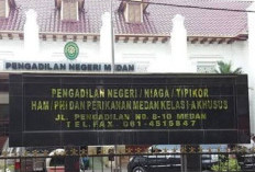 Ratusan Massa Pujakesuma Kepung PN Medan Tuntut Pembebasan Pekerja Kreatif Website Desa