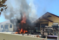 Dipicu Salah Paham Kasus Narkoba, Massa Bakar Kantor Polsek Muara Batang Gadis di Madina