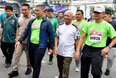 Wagub Sumut Surya Lepas Ribuan Peserta Fun Run 5K HUT ke-81 TNI di Medan