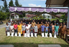 Pemkab Toba Salurkan 741 Ton Bantuan Beras untuk 24.713 KK