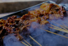 Bebas Bau Prengus, Begini Trik Membakar Sate Kambing Agar Dagingnya Empuk dan Juicy